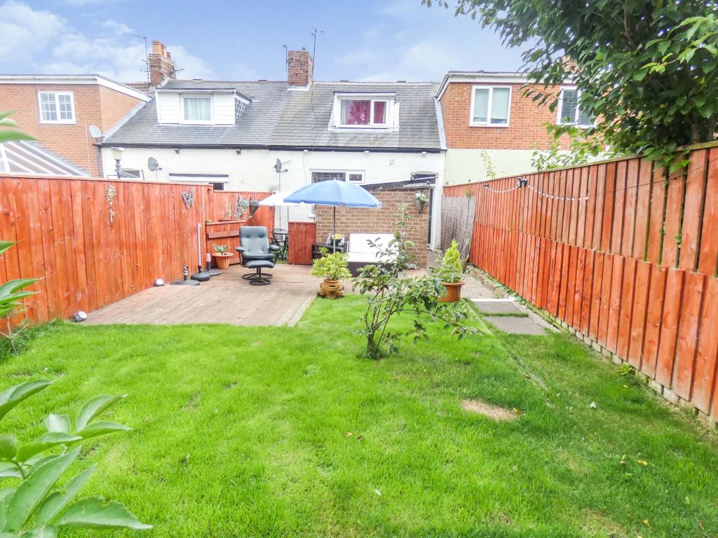 Additional property image - Seymour Terrace, Easington Lane, Houghton Le Spring, Tyne and Wear, DH5 0JE