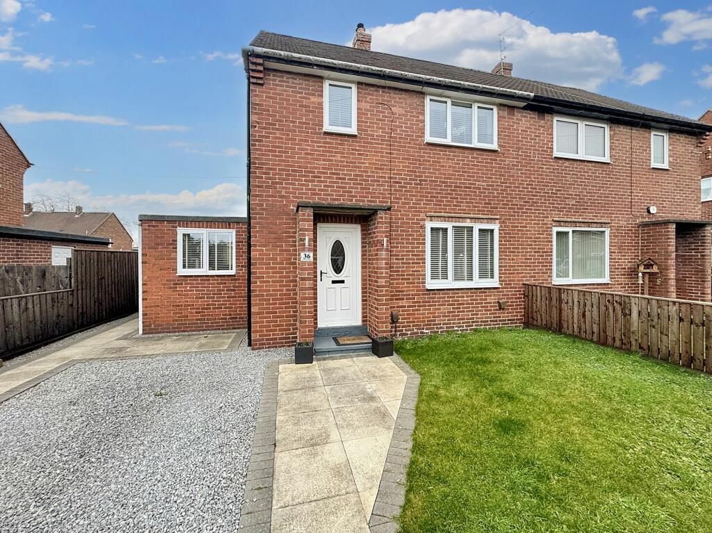 2 bedroom semidetached house for sale in Lansbury Gardens, Wardley