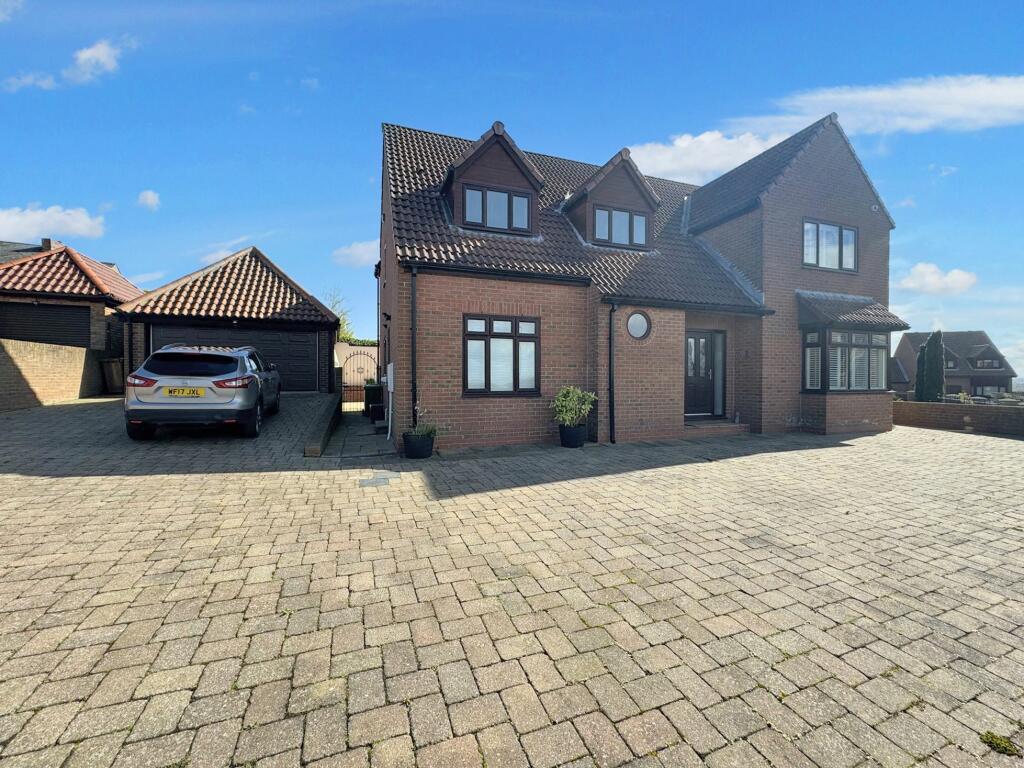 4 bedroom detached house for sale in Grange View, Newbottle, Houghton Le Spring, Tyne and Wear