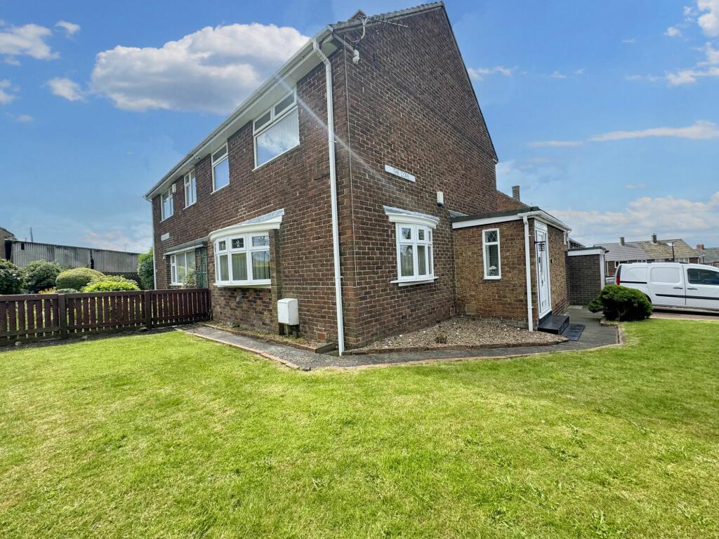 3 bedroom semidetached house for sale in The Cove, Shiney Row, Houghton Le Spring, Tyne and