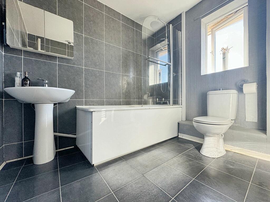 Additional property image - Bloomfield Drive, East Rainton, Houghton Le Spring, Tyne and Wear, DH5 9SF