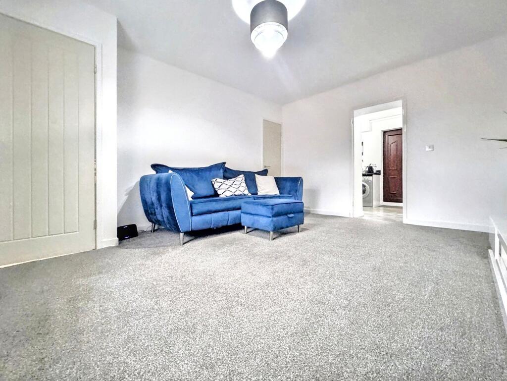 Additional property image - Eppleton Row, Hetton-le-Hole, Houghton Le Spring, Tyne and Wear, DH5 9DS
