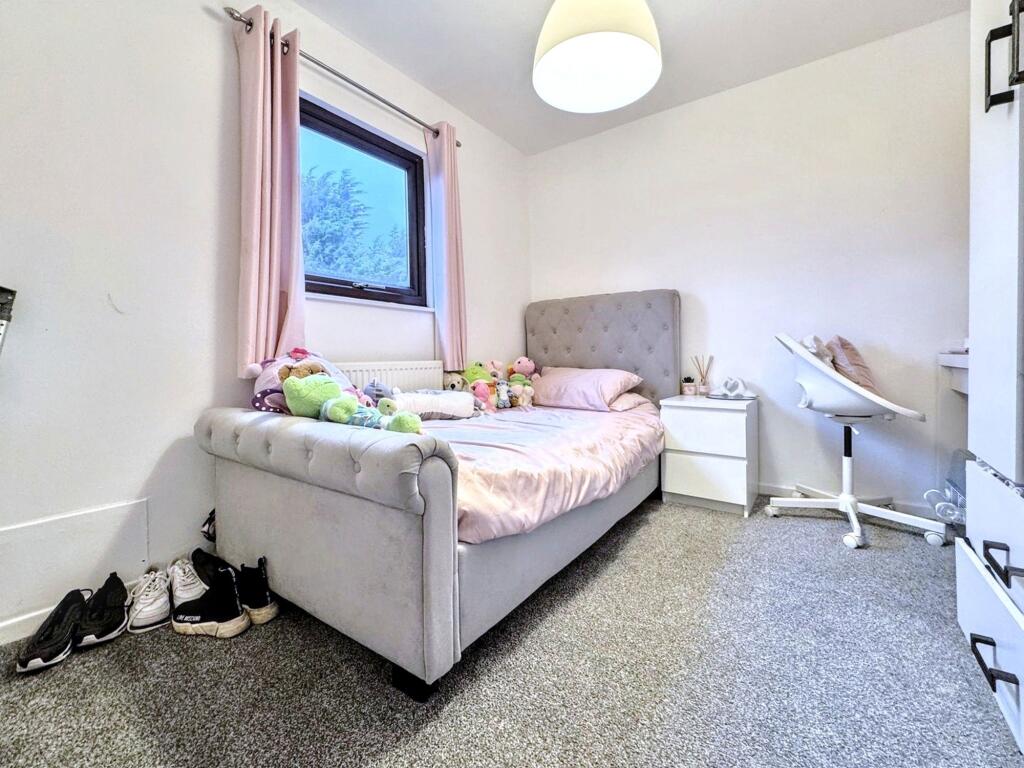 Additional property image - Eppleton Row, Hetton-le-Hole, Houghton Le Spring, Tyne and Wear, DH5 9DS