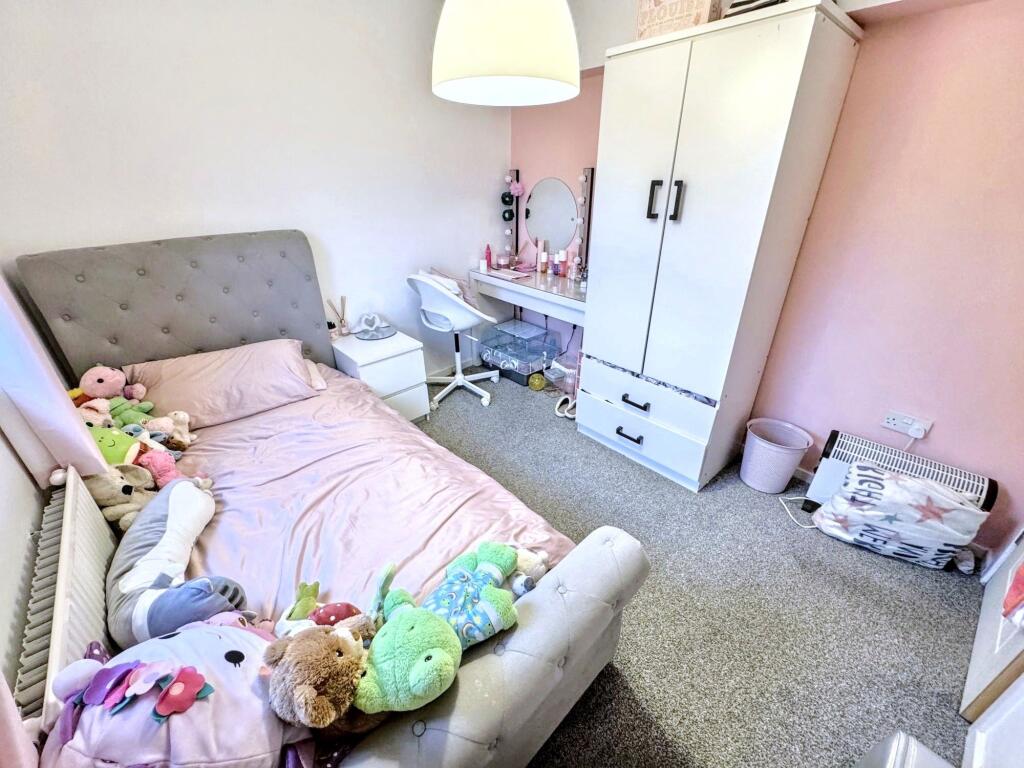 Additional property image - Eppleton Row, Hetton-le-Hole, Houghton Le Spring, Tyne and Wear, DH5 9DS