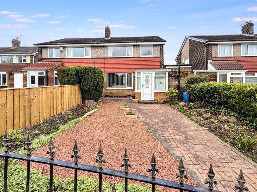 Main image of property: Hampstead Gardens, Jarrow, Tyne and Wear, NE32 4LJ