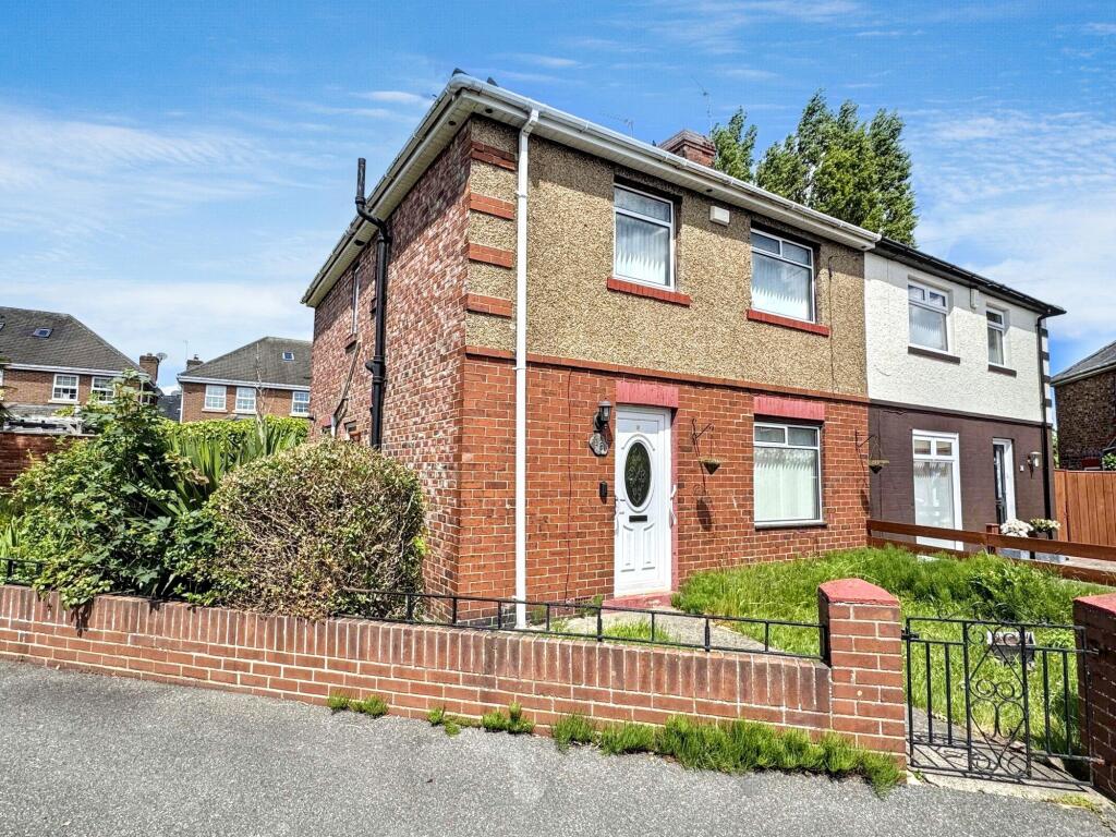 3 bedroom semi-detached house