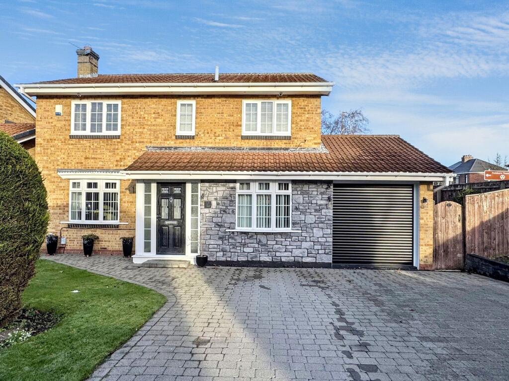 Main image of property: Parkside, Hebburn, Tyne and Wear, NE31 1RP