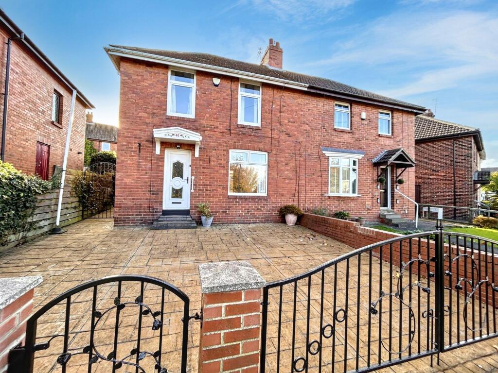 Main image of property: Hopper Road, Gateshead, Tyne and Wear, NE10 9TJ