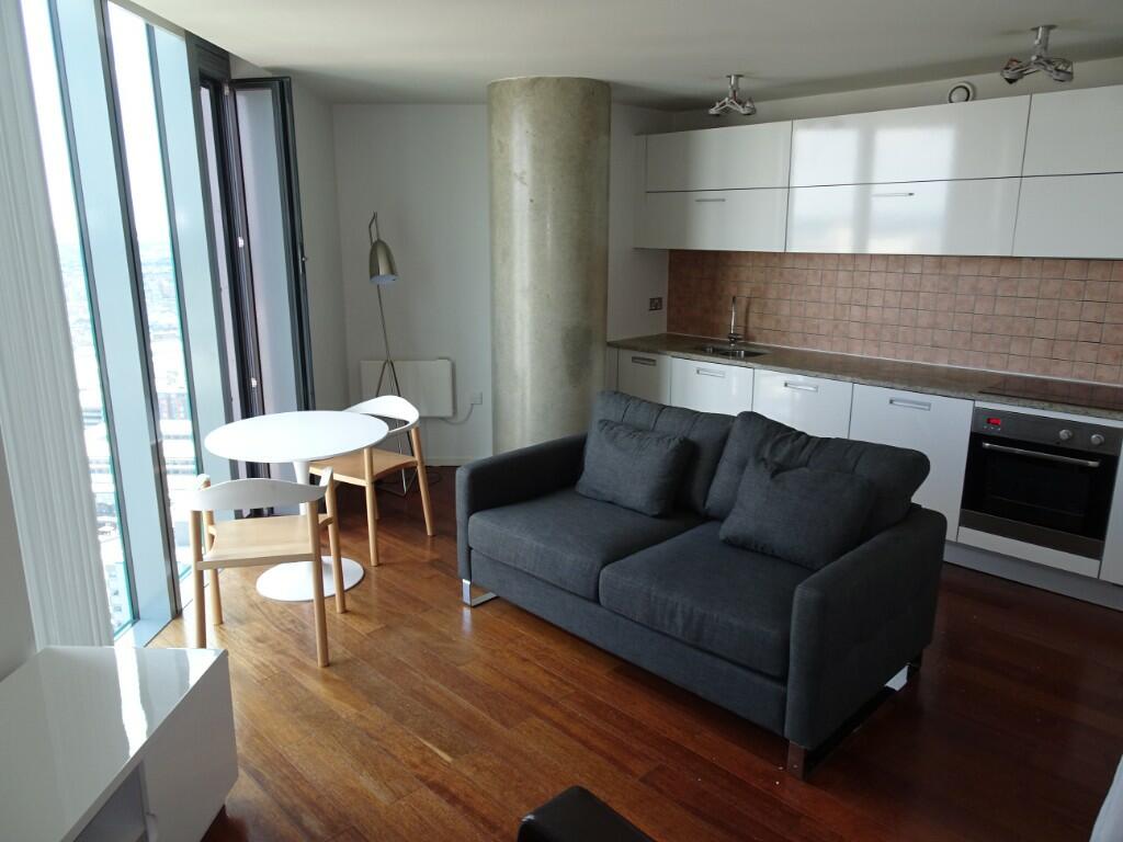 Studio flat for rent in Beetham Tower, 10 Holloway Circus, B1 1BY, B1