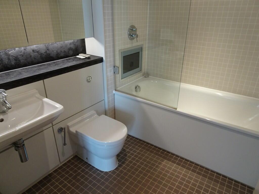 Additional property image - Beetham Tower, 10 Holloway Circus, B1 1BY