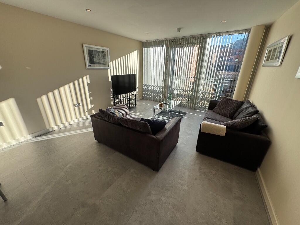 Additional property image - THe Glasshouse, 3 Canal Square, B16 8FL