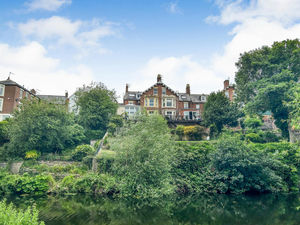 8 bedroom terraced house for sale in Newgate Street, Morpeth