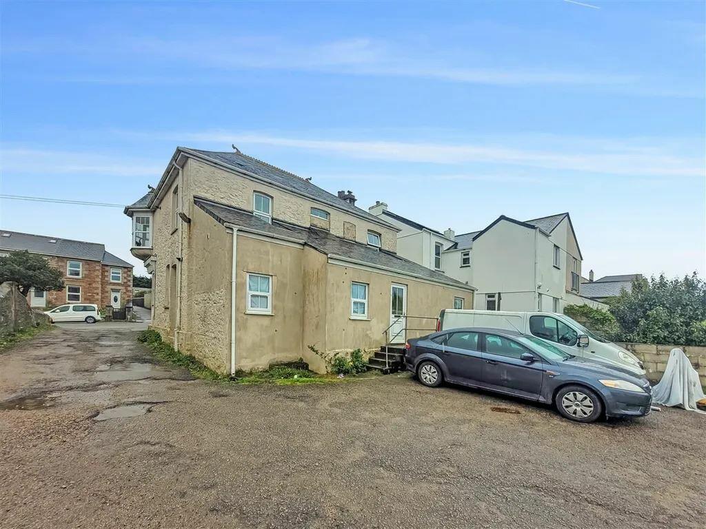 1 bedroom flat for sale in 101 Mount Ambrose, Redruth, Cornwall, TR15