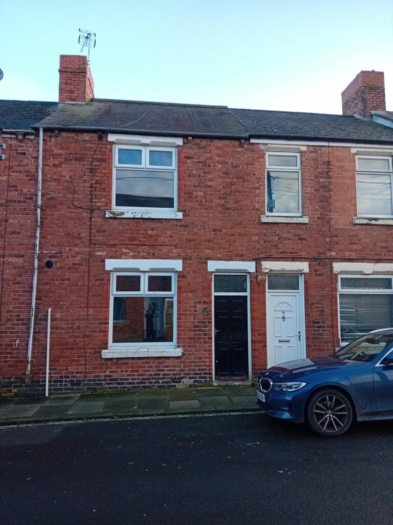 3 bedroom terraced house for sale in Stephenson Street, Ferryhill