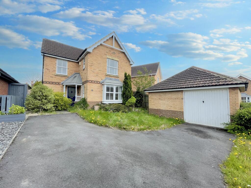 3 bedroom detached house for sale in St. Marys Drive, Sherburn Village