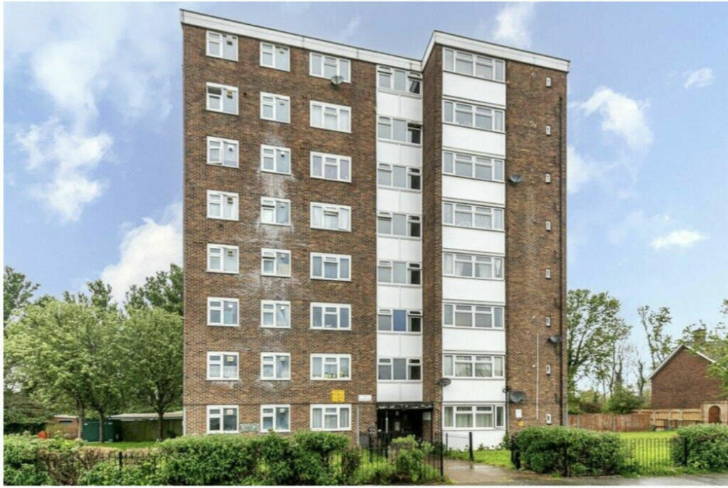 1 bedroom flat for sale in Wingate Crescent, Croydon, , CR0 3AP, CR0