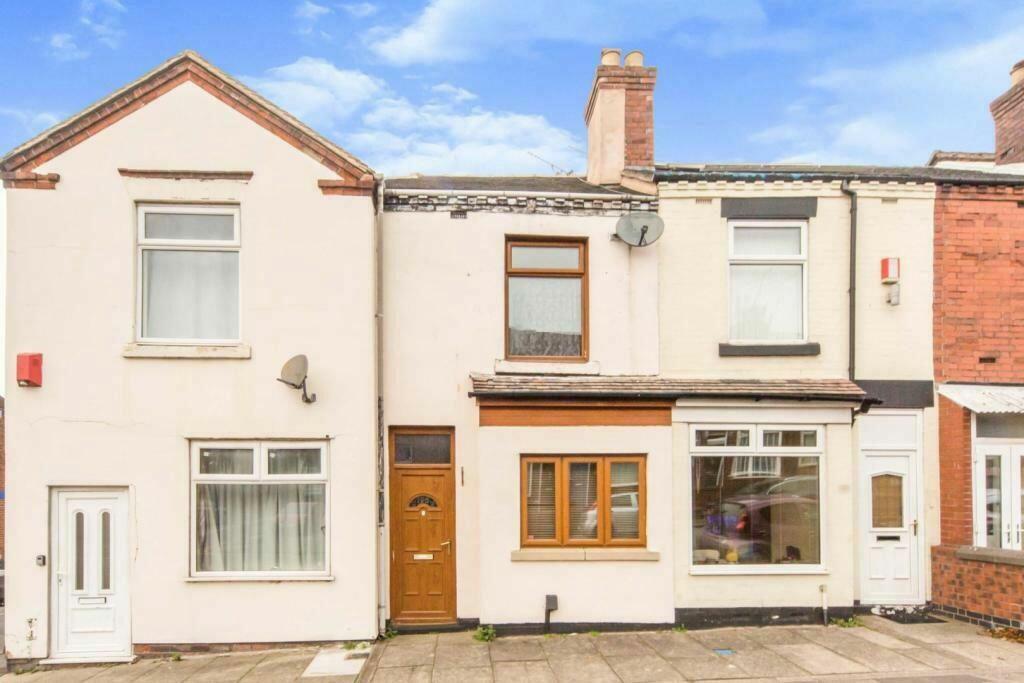 2 bedroom terraced house for sale in Hamil Road, ., StokeonTrent