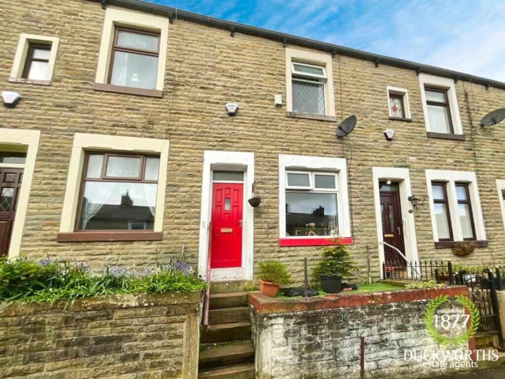 3 bedroom terraced house for sale in Hollingreave Road, Burnley