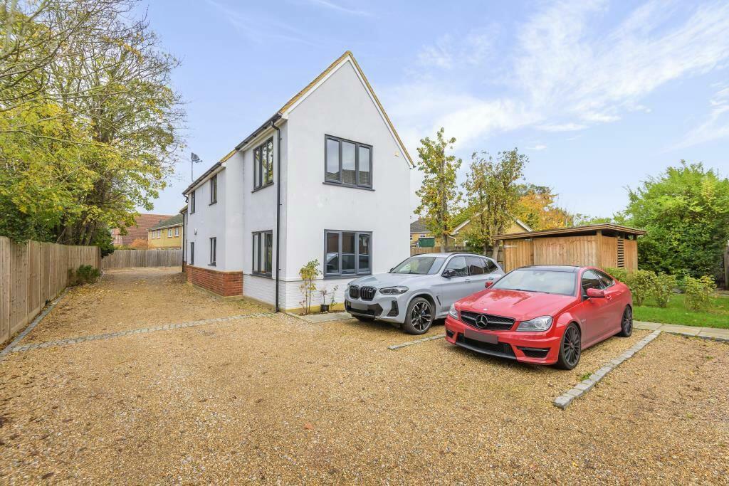 1 bedroom flat for sale in Dedworth Road, Windsor, Windsor And