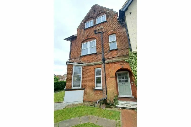 Additional property image - Westgate Bay Avenue, Westgate-on-Sea, Kent, CT8 8AH