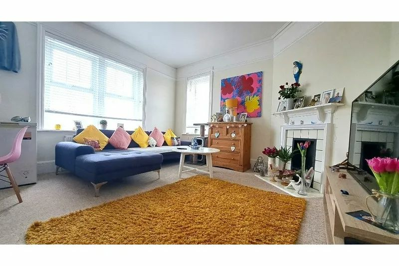 Additional property image - Westgate Bay Avenue, Westgate-on-Sea, Kent, CT8 8AH