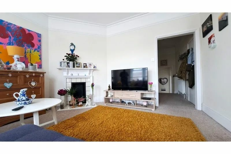 Additional property image - Westgate Bay Avenue, Westgate-on-Sea, Kent, CT8 8AH