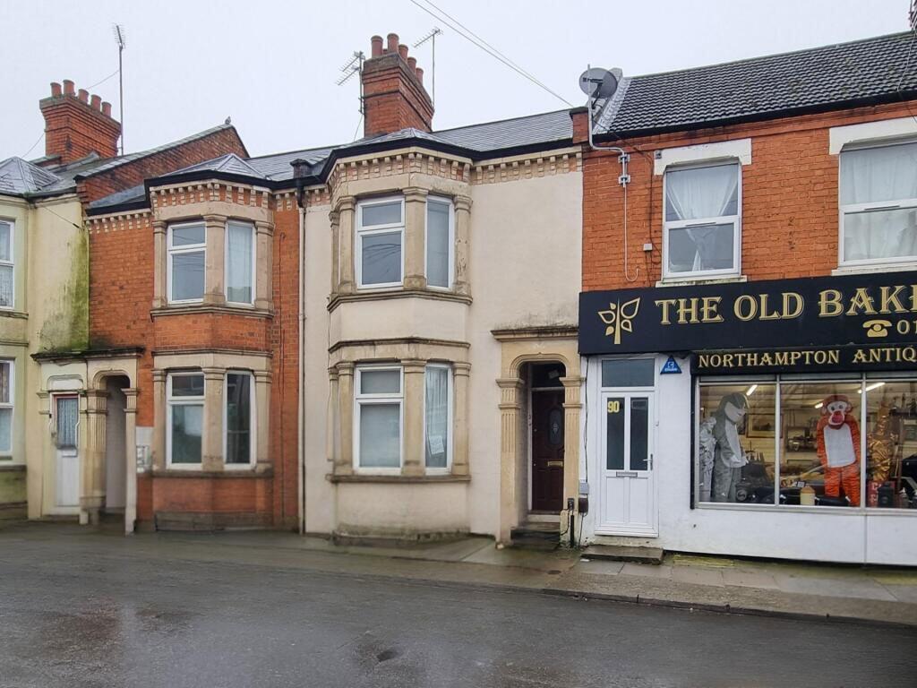 Main image of property: Abington Avenue, Northampton, Northamptonshire, NN1 4PA