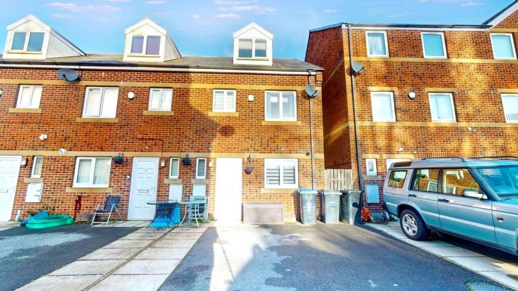 Main image of property: Springs Meadow, Bradford, West Yorkshire, BD8 0PR