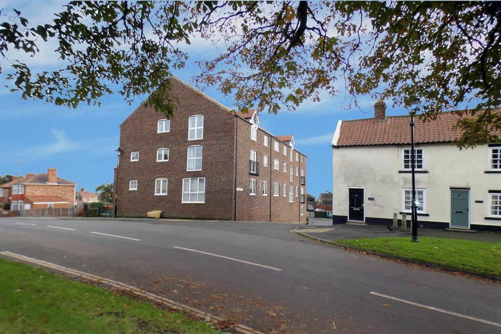 2 bedroom flat for sale in Blandford Close, Norton, StocktononTees