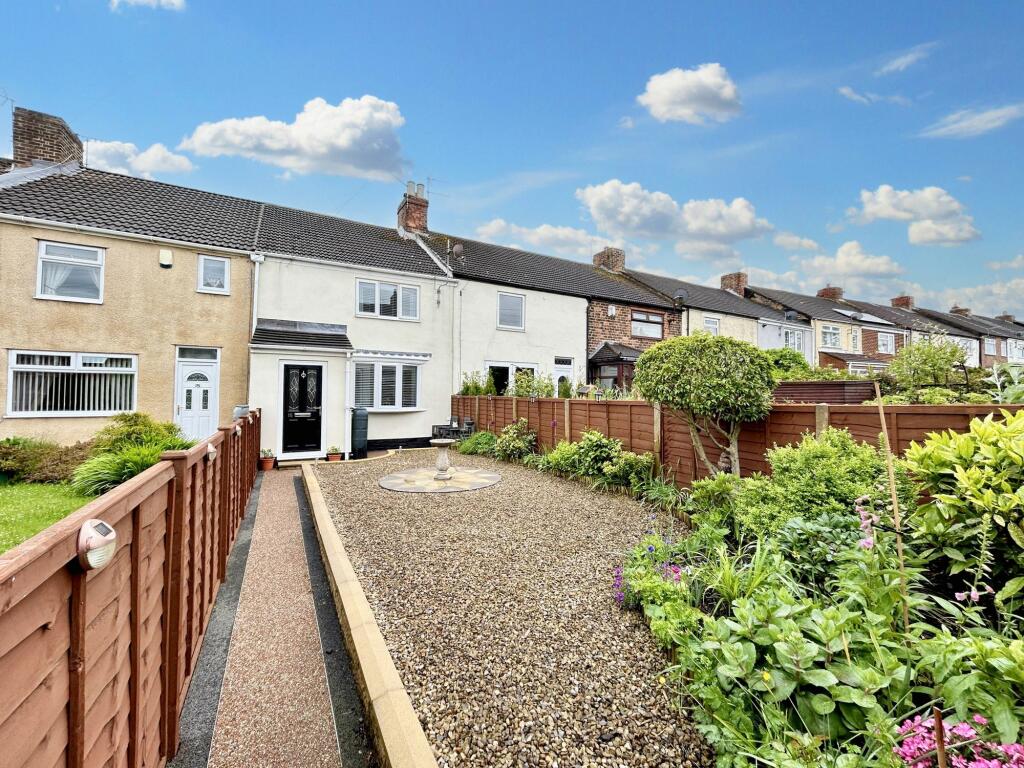 3 bedroom terraced house for sale in Milbank Terrace, Station Town