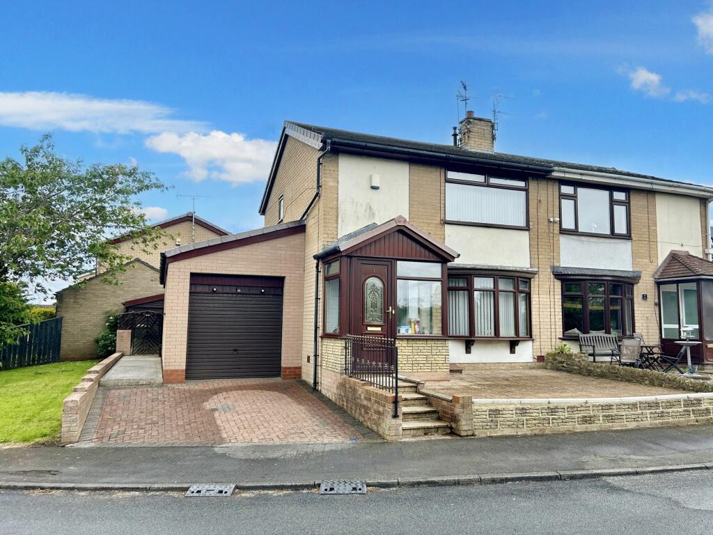 2 bedroom semidetached house for sale in Burt Close, Haswell, Durham