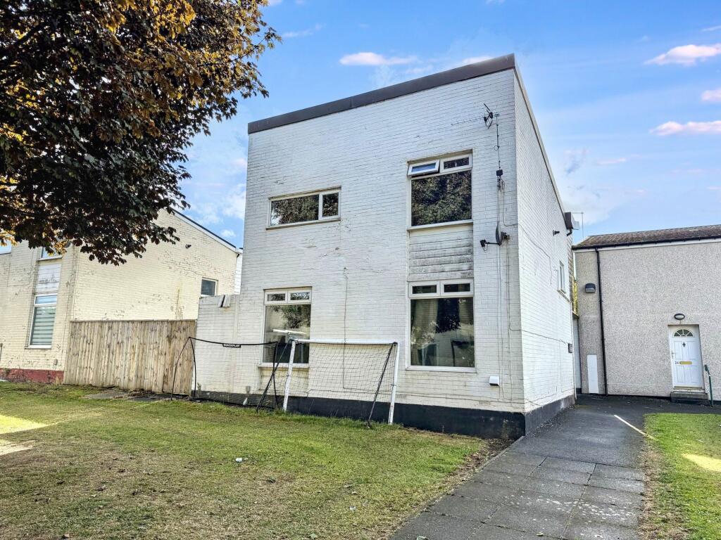 3 bedroom detached house