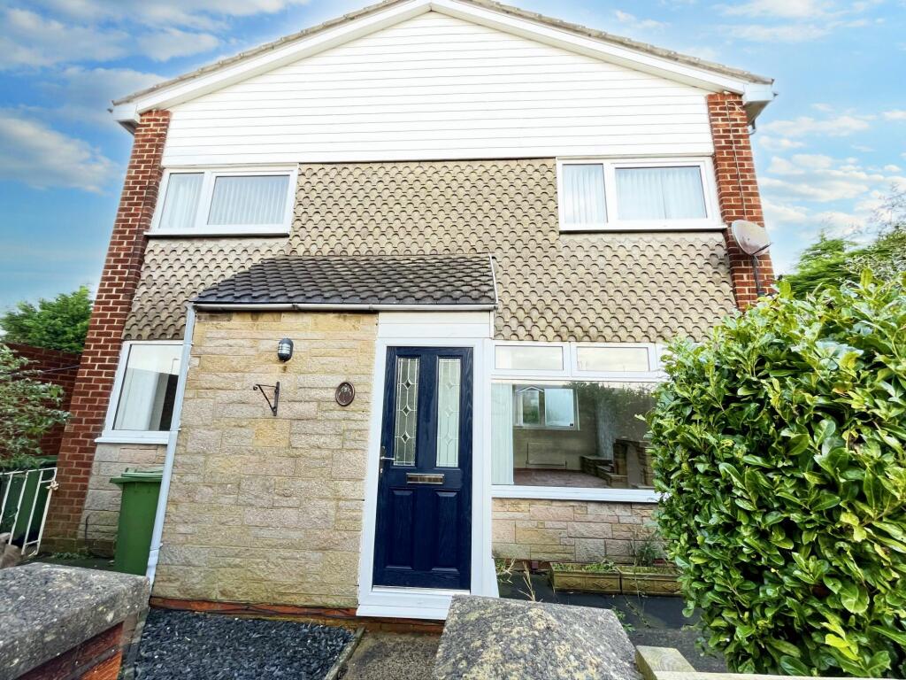 3 bedroom detached house for sale in Prince of Wales Close, Harton