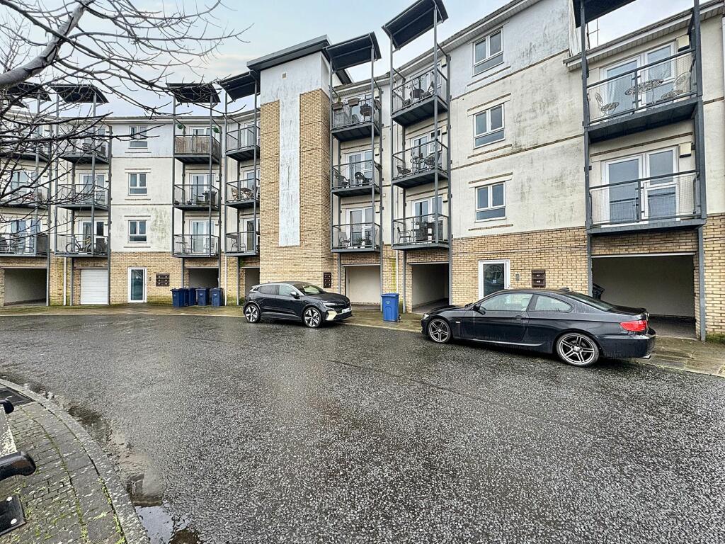 2 bedroom flat for sale in Captains Wharf, Market Dock, South Shields, Tyne and Wear, NE33 1JQ, NE33