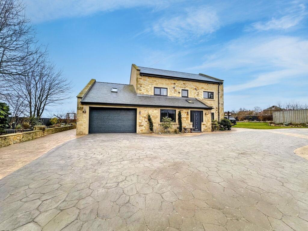 Main image of property: 4 Millbank Close, Seaham, Durham, SR7 0GA