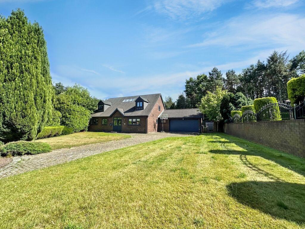 Main image of property: Carnoustie, Washington, Tyne and Wear, NE37 1ND