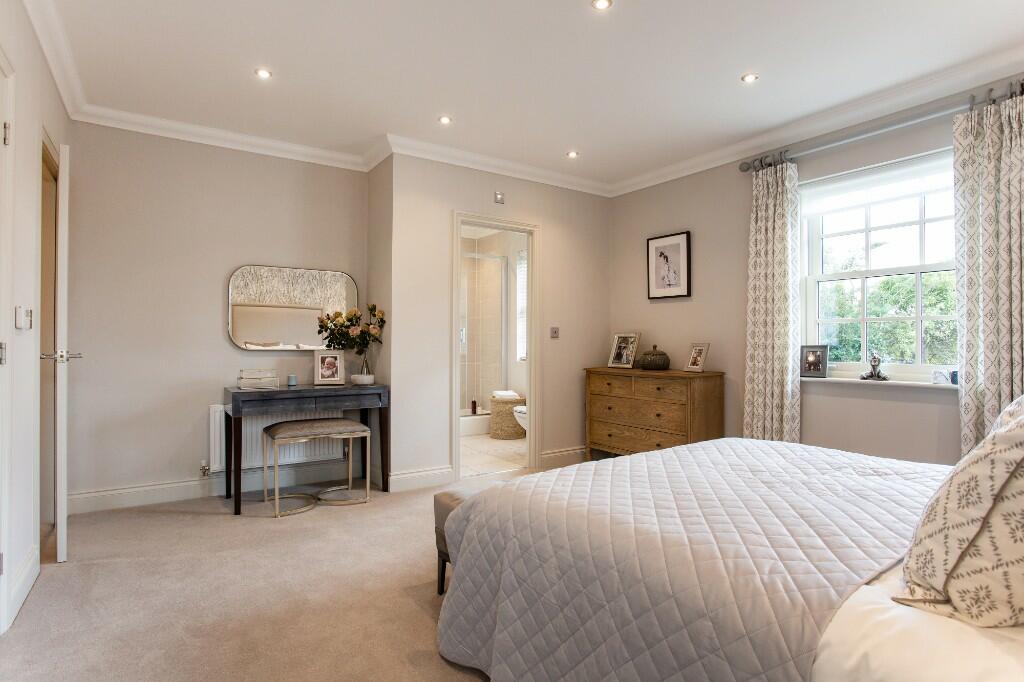 Additional property image - River Reach,
Mistley,
Manningtree,
Essex,
CO11 2FL