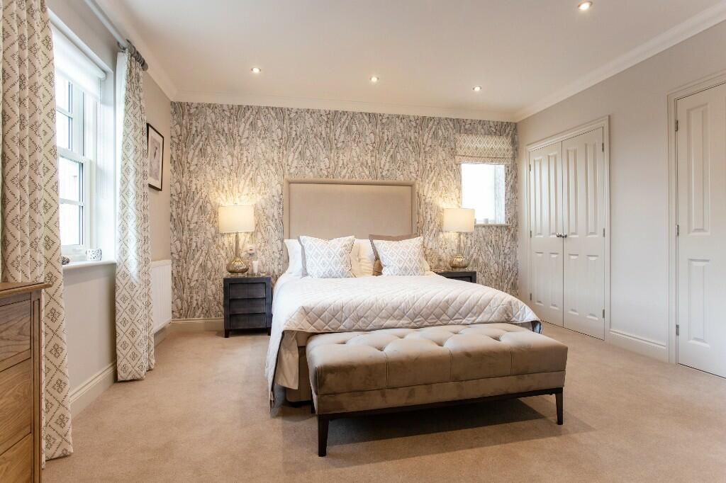 Additional property image - River Reach,
Mistley,
Manningtree,
Essex,
CO11 2FL