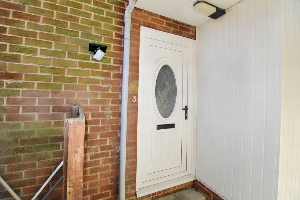 2 bedroom ground floor flat for sale in Tewkesbury Road, West Denton