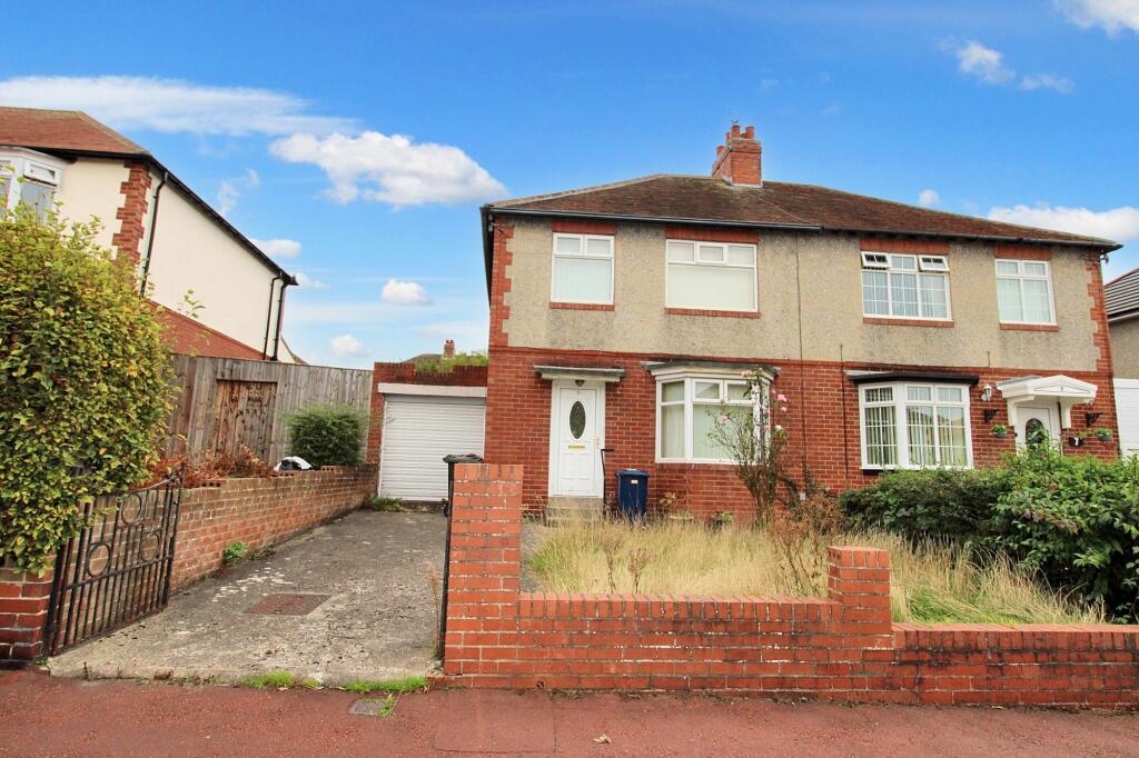 3 bedroom semi-detached house