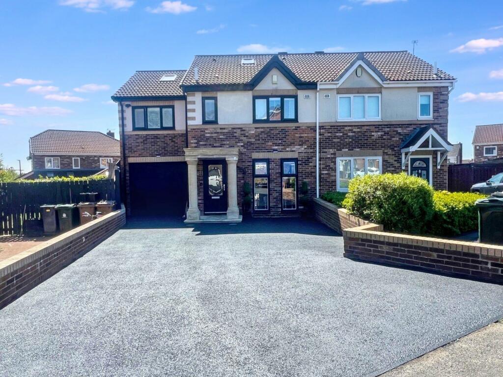 Main image of property: Watch House Close, Royal Quays, North Shields, Tyne and Wear, NE29 6YL