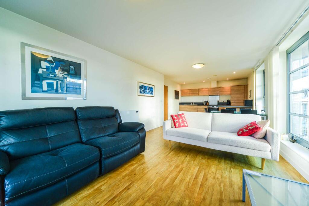 Main image of property: 590 Commercial Road, Limehouse, London