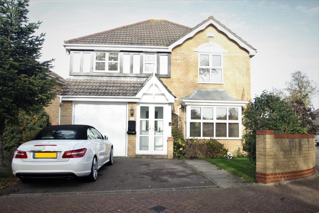 4 bedroom detached house for rent in Tregony Road, Orpington, BR6