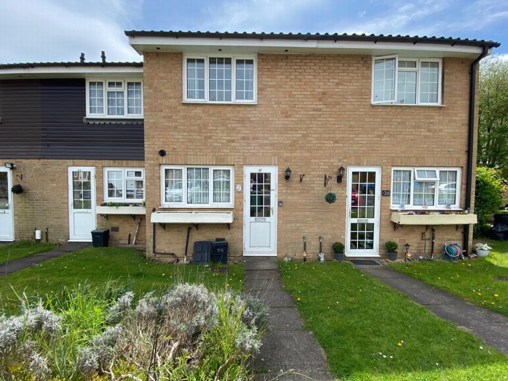 2 bedroom terraced house for sale in Brickfield Farm Gardens