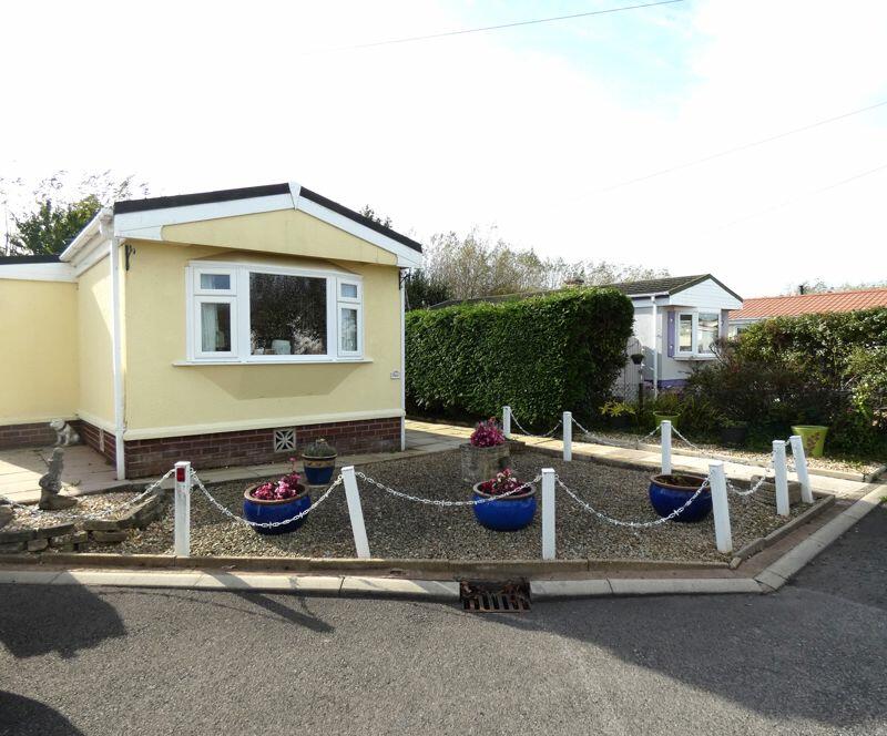 2 bedroom park home for sale in Ash Crescent, Lamaleach Park