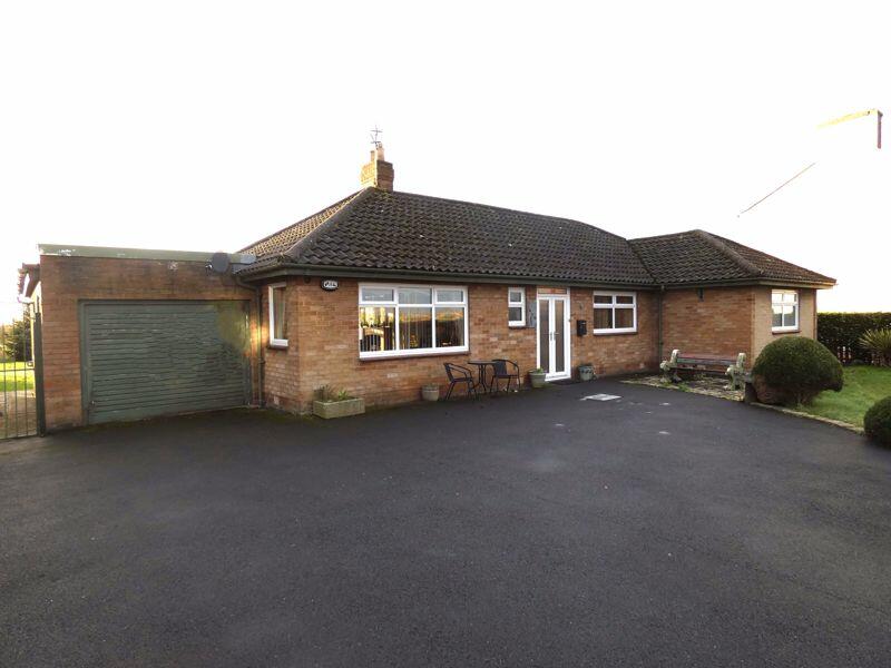 3 bedroom detached bungalow for sale in Kirkham Road, Freckleton