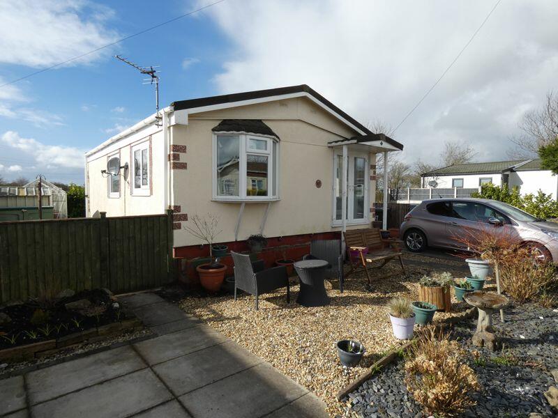 2 bedroom park home for sale in Greenfield Park, Freckleton, Preston