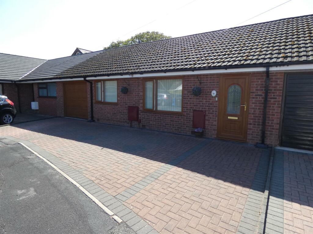 Main image of property: Memory Close, Freckleton, Preston PR4 1YS