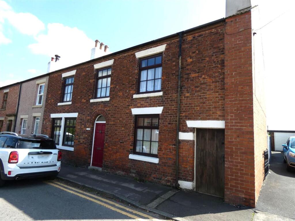 Main image of property: Preston Old Road, Preston, PR4 1HD
