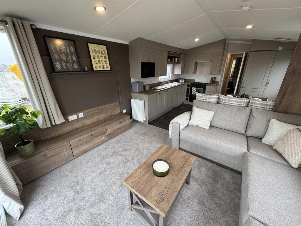 Main image of property: Nodes Point Holiday Park, Ryde, Isle of Wight, PO33 1YA